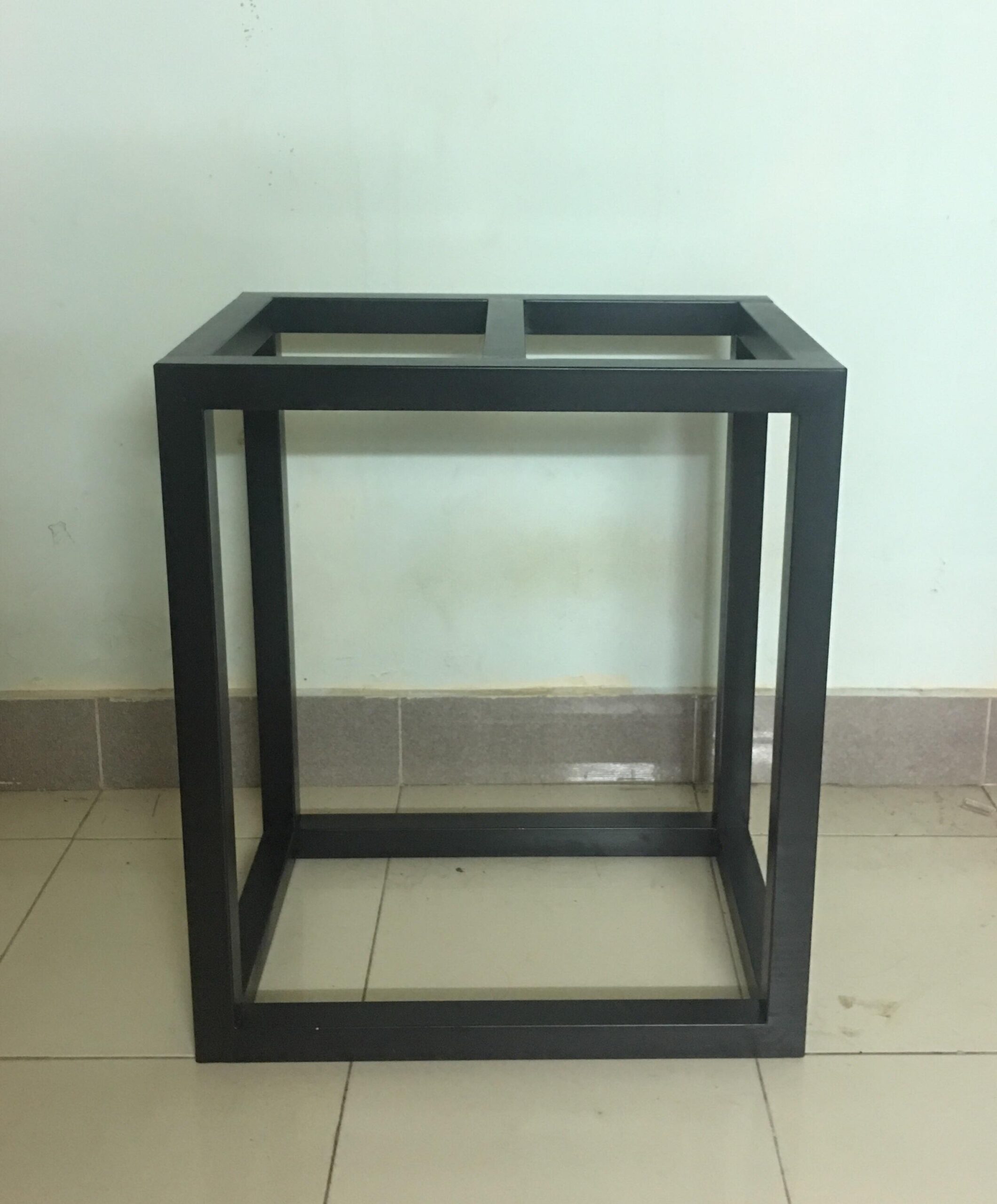 Chân bể cá sắt hộp sơn tĩnh điện SGH-1155 1 Chân bể cá sắt hộp sơn tĩnh điện SGH-1155