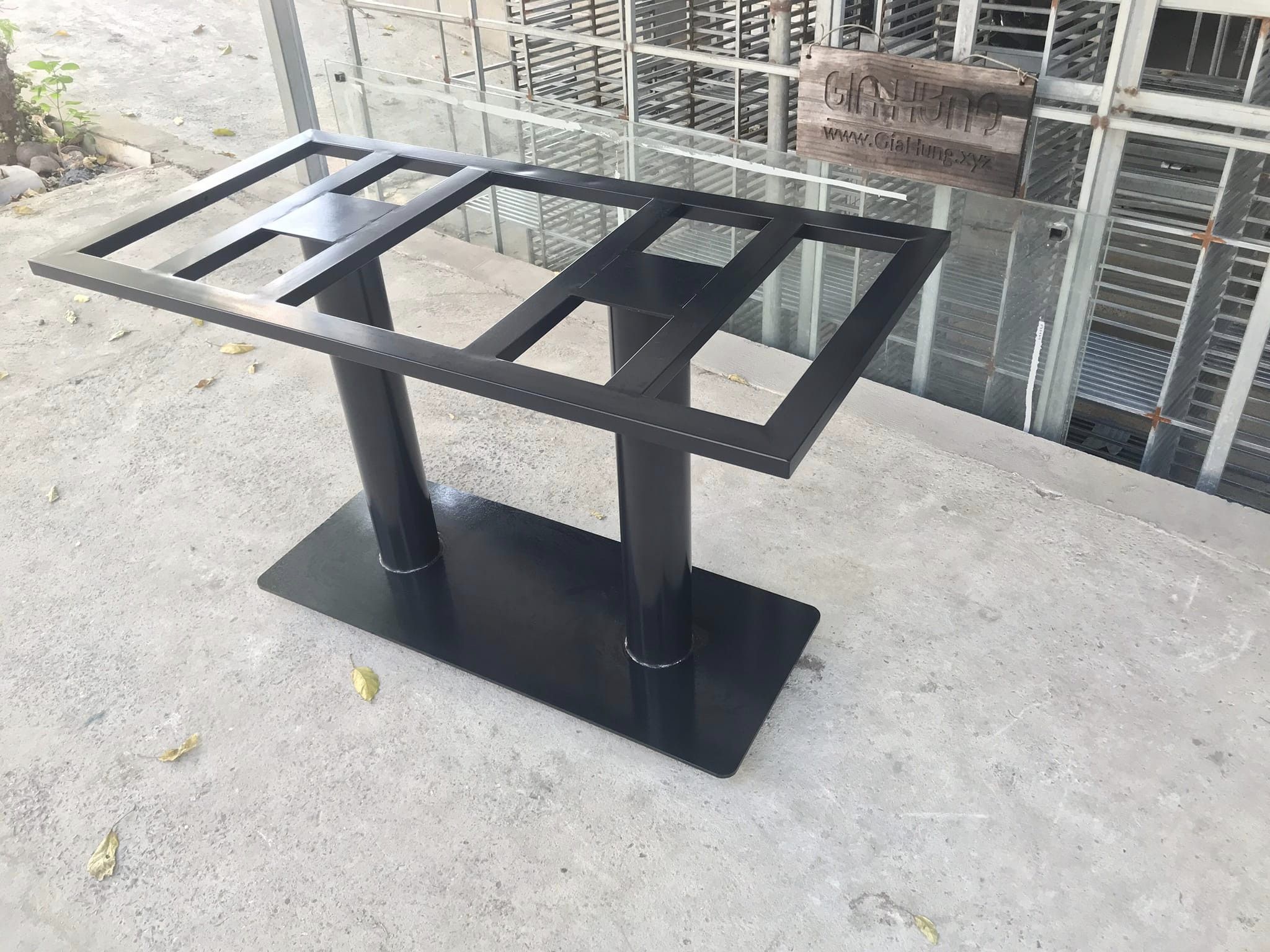 Chân bàn sắt sơn tĩnh điện SGH-1386 4 Chân bàn sắt sơn tĩnh điện SGH-1386 - Ảnh 2