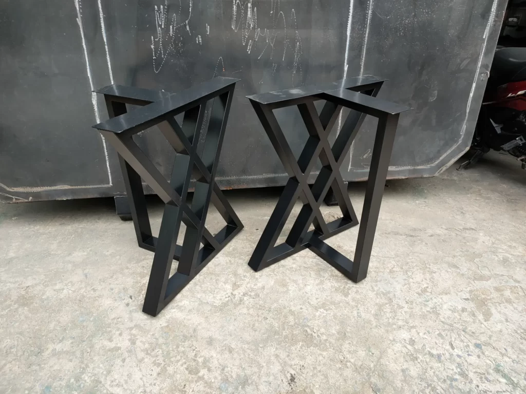 Thời gian gia công chân sắt mất bao lâu? 8 Ưu và Nhược Điểm Của Chân Bàn Sắt Sơn Tĩnh Điện