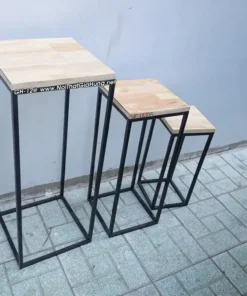 Alternative view of Bộ 3 kệ để chậu hoa khung chân sắt mặt gỗ SGH-1937