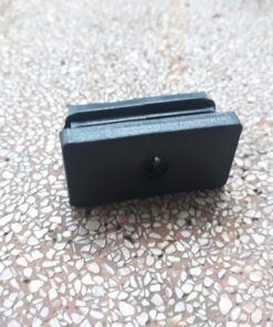 Bịt nhựa chữ nhật 20×40 có lỗ màu đen SGH-1956 12 bit nhua chu nhat 20 40 loai a cds 12563 4