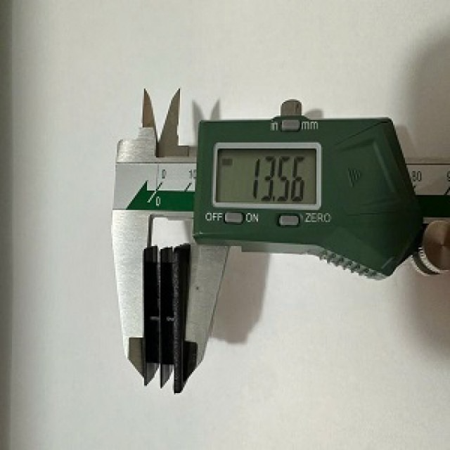 Nút nhựa chữ nhật 15x35 SGH-2225 4 Nút nhựa chữ nhật 15x35 SGH-2225 - Ảnh 2